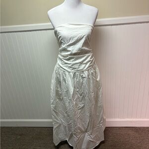 Chic Strapless White Dress